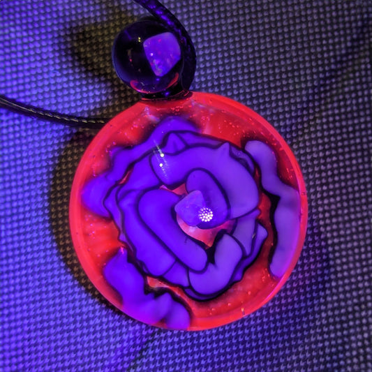 Black & White Flower Marble and UV Pendant Set